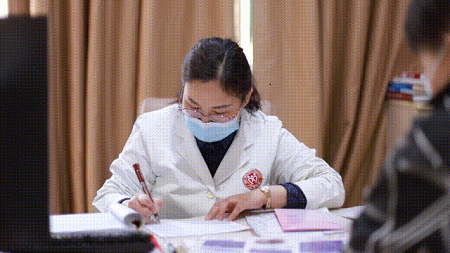 港大妇女儿童医院蔡西萍主任三十年用行动，温暖身边人